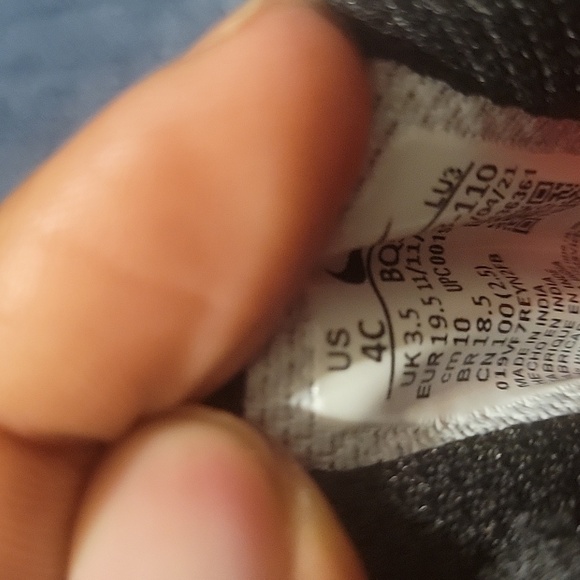 Nike/ Toddler Boroughs 4c - Picture 5 of 6